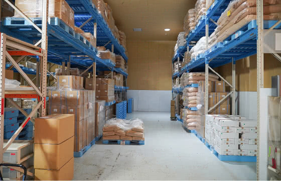原料入荷
